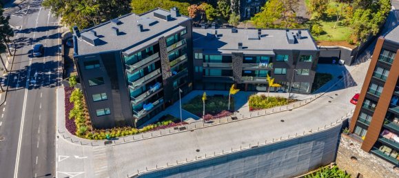 309m² Commercial property in Funchal, Portugal No. 190004 4