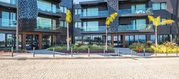 309m² Commercial property in Funchal, Portugal No. 190004 20