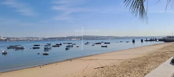 Land in Almada, Portugal No. 57164 4