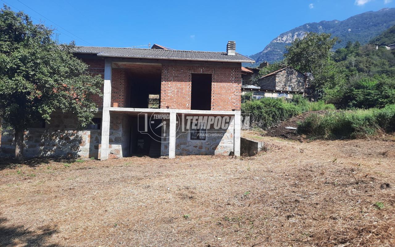 4غرفة منزل في Settimo Vittone, Italy رقم 145150