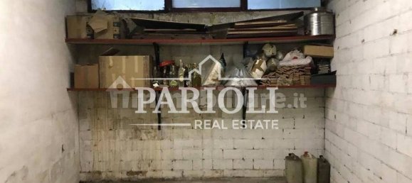35m² Commercial property in Rome, Italy No. 203056 9