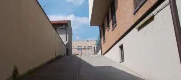 3غرفة شقة في Brugherio, Italy رقم 4101 12