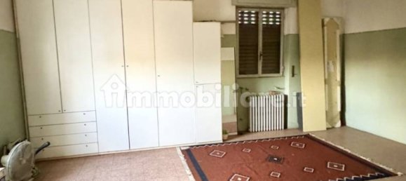 Propiedad comercial de 5 habitaciónes en Locate Varesino, Italy No. 111684 13