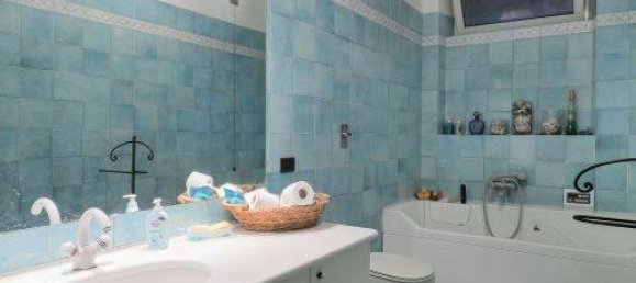 3 bedrooms Apartment in Massa, Italy No. 188910 19