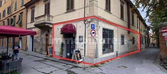 4 rooms Commercial property in Pisa, Italy No. 351332 11