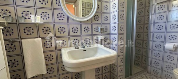 5 bedrooms Apartment in Capri, Italy No. 65584 12