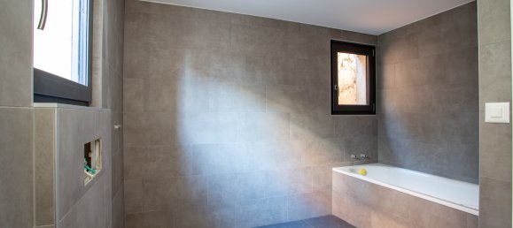 5 bedrooms House in Nendaz, Switzerland No. 295 15