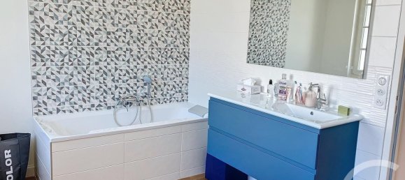 4 bedrooms House in Chalons-en-Champagne, France No. 77431 6