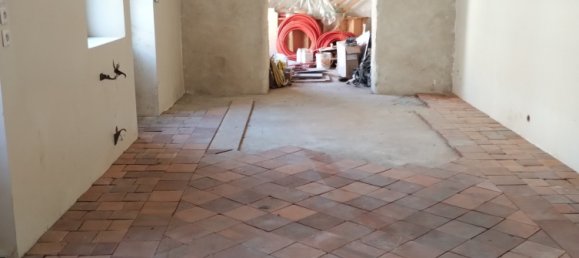 2 bedrooms House in Descartes, France No. 246563 12