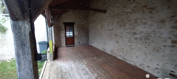 2 bedrooms House in Descartes, France No. 246563 4