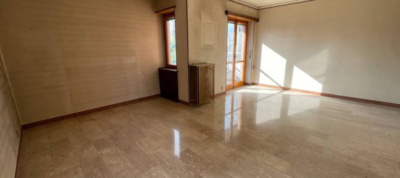 2 Schlafzimmer Wohnung in Turin, Italy, Nr. 336305 10