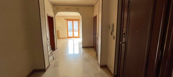 2 Schlafzimmer Wohnung in Turin, Italy, Nr. 336305 4