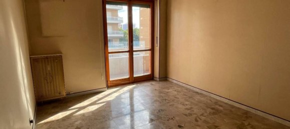 2 Schlafzimmer Wohnung in Turin, Italy, Nr. 336305 16