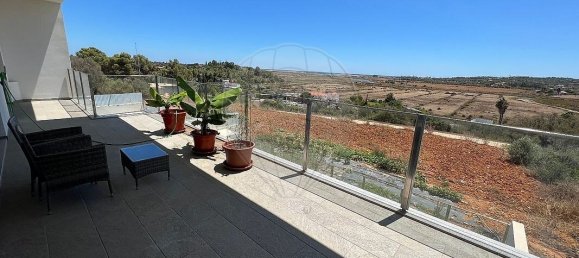 Villa de 4 dormitorios en Alvor, Portugal No. 23445 29