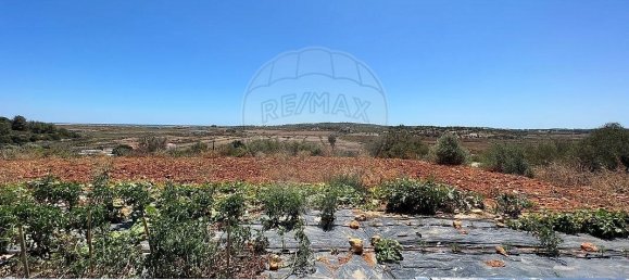 Villa de 4 dormitorios en Alvor, Portugal No. 23445 24