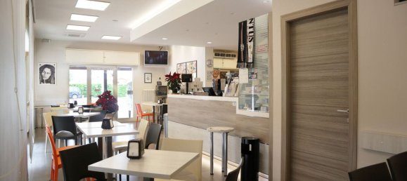 4 rooms House in Ferrara, Italy No. 167217 7