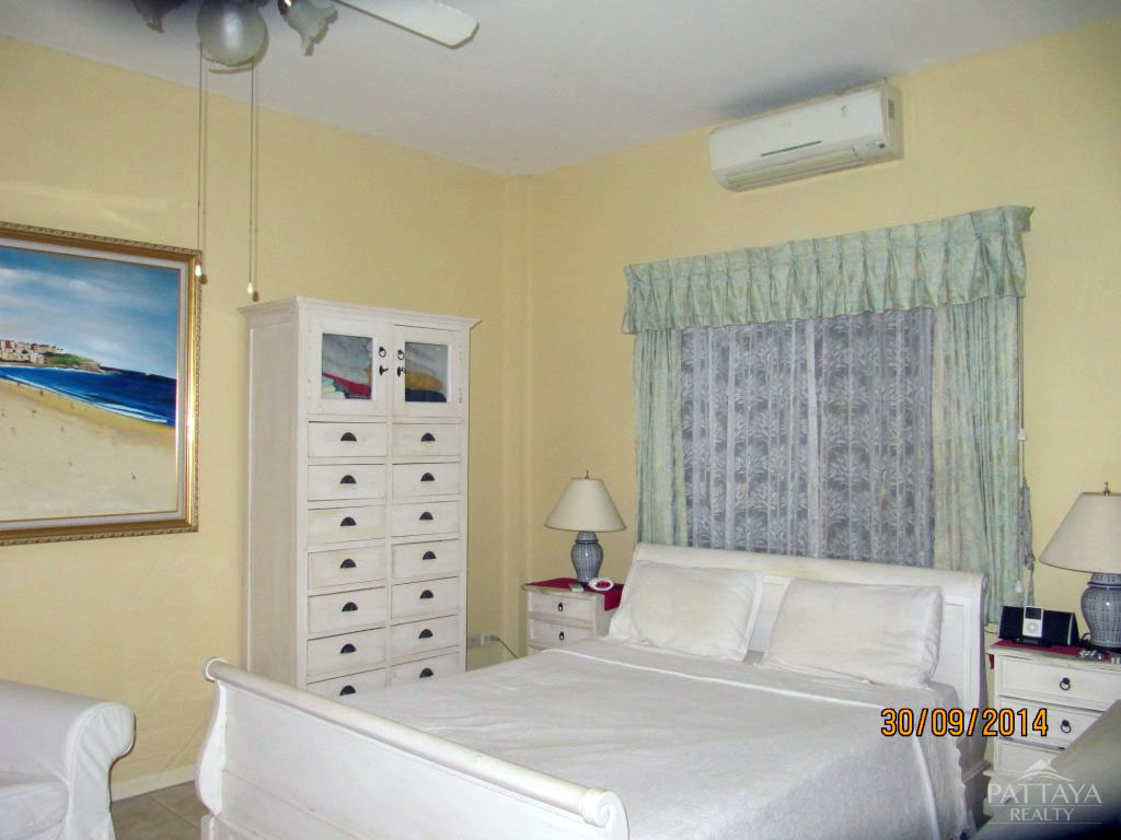 3 bedrooms Cafe / restaurant in Pattaya, Thailand No. 663