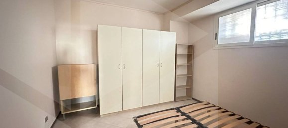 88m² Garage in Naples, Italy No. 26537 35