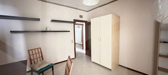 88m² Garage in Naples, Italy No. 26537 17