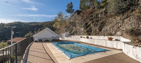 3 bedrooms House in Rio Caldo, Portugal No. 38456 10