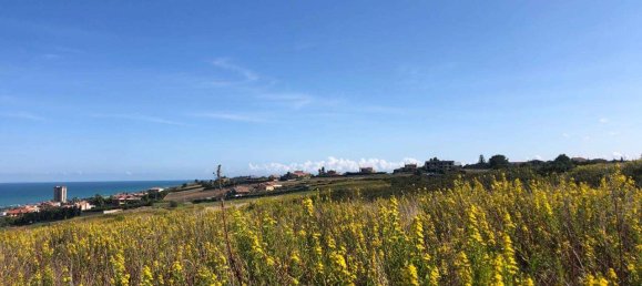 1-salle Terrain à Termoli, Italy No. 174013 6