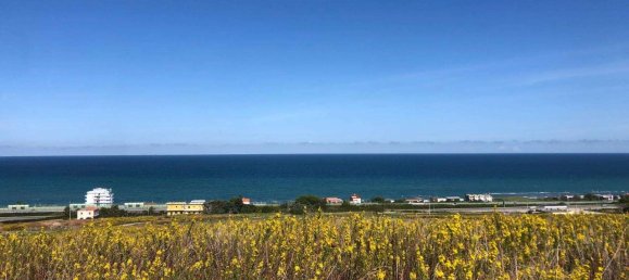 1-salle Terrain à Termoli, Italy No. 174013 2