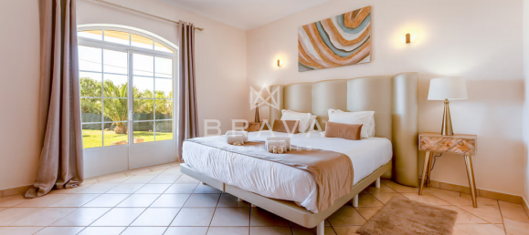 4 Schlafzimmer Villa in Loule, Portugal, Nr. 256137 21