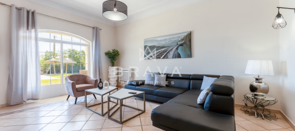 4 Schlafzimmer Villa in Loule, Portugal, Nr. 256137 16