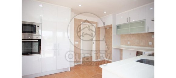 3 غرف نوم منزل في Almada, Portugal رقم 141909 26