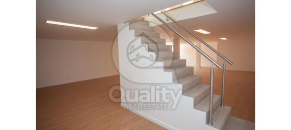 3 غرف نوم منزل في Almada, Portugal رقم 141909 14