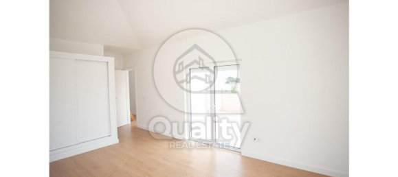 3 غرف نوم منزل في Almada, Portugal رقم 141909 4