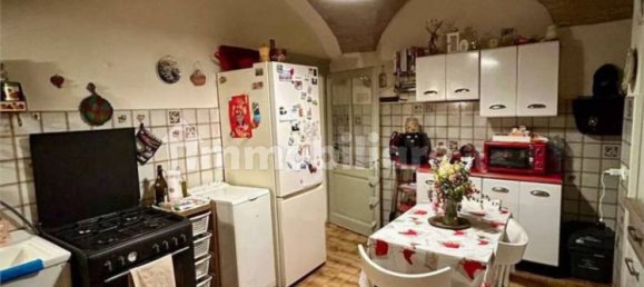 5 bedrooms Villa in Casalnoceto, Italy No. 355994 4