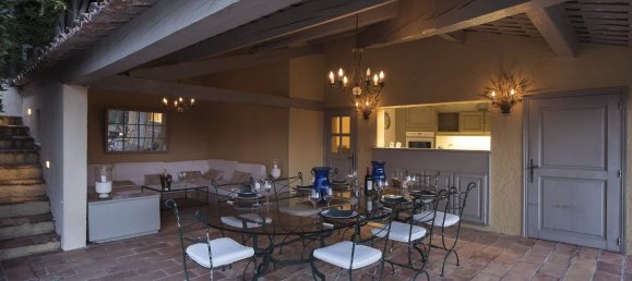 10 bedrooms Commercial property in Grasse, France No. 909 4