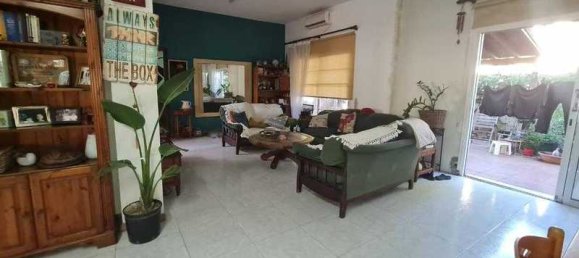 4 Schlafzimmer Villa in Meneou, Cyprus, Nr. 10858 4