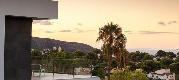 4 bedrooms Villa in Moraira, Spain No. 4413 6