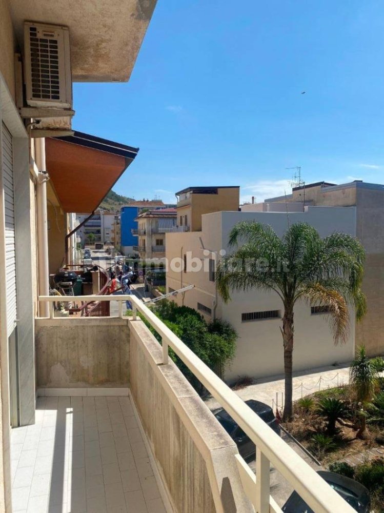 3 bedrooms Apartment in Alcamo, Italy No. 307274