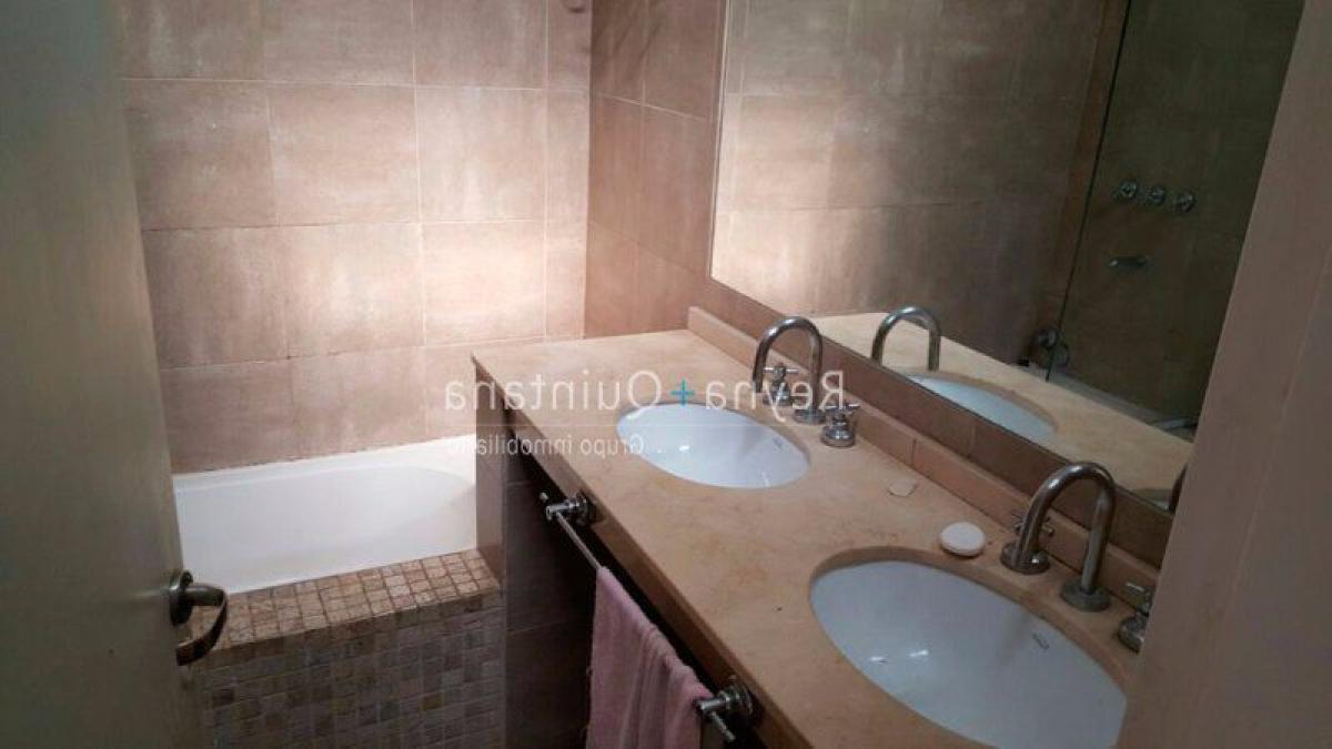 3 bedrooms House in Cordoba, Argentina No. 20738