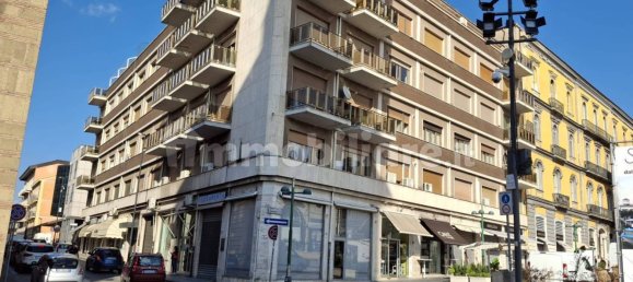 Apartamento T4 em Benevento, Italy N.º 228031 2