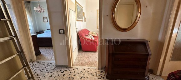 2 rooms Apartment in Rome, Italy No. 145880 8