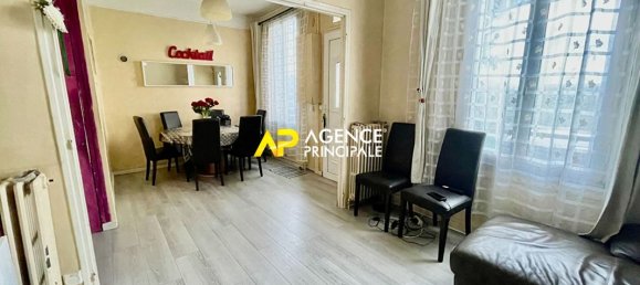 2 bedrooms House in Argenteuil, France No. 143804 4