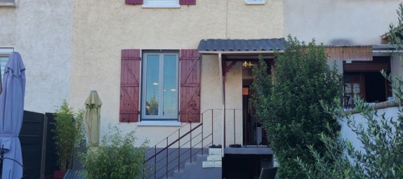 Adosado de 2 dormitorios en Romilly-sur-Seine, France No. 219648 2