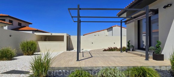 2 bedrooms Villa in Laroque-des-Alberes, France No. 292906 4