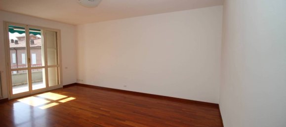 3 bedrooms Apartment in Sassuolo, Italy No. 327615 22