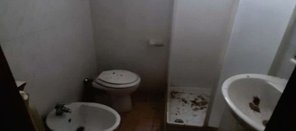 7 chambres Appartement à Scafa, Italy No. 323664 8