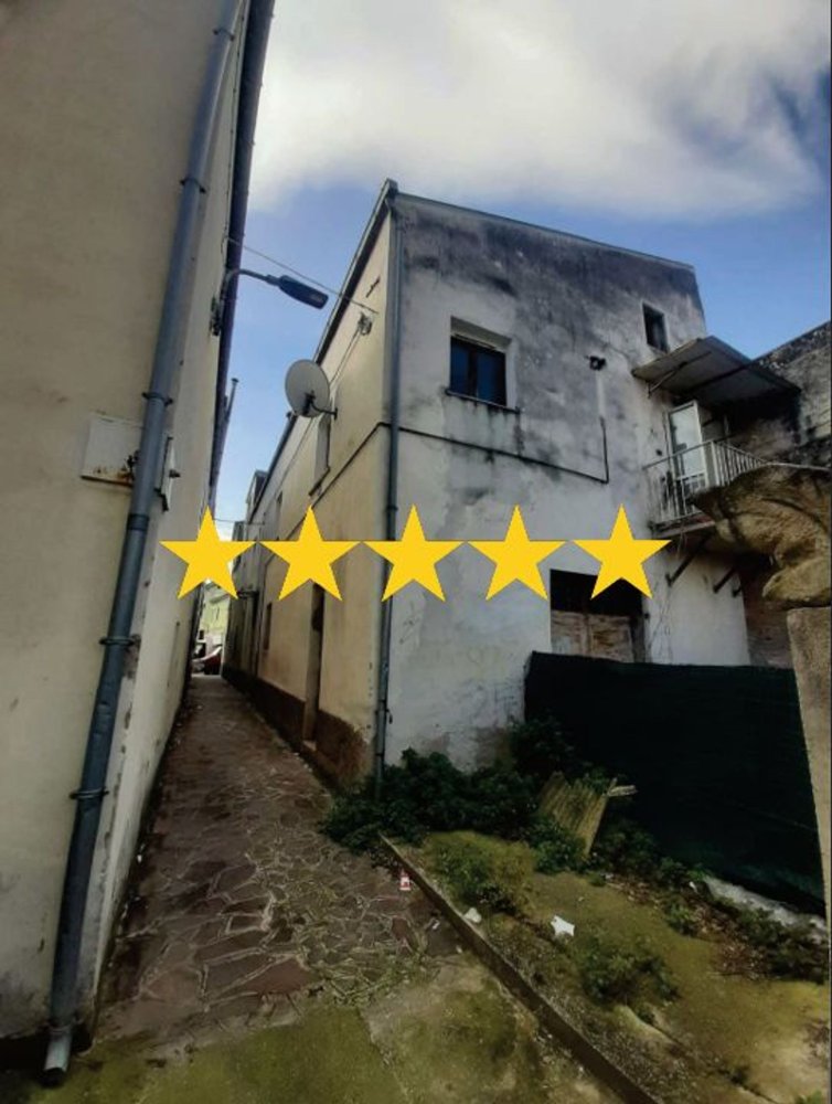 7 chambres Appartement à Scafa, Italy No. 323664