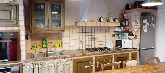 4 rooms House in Vicchio, Italy No. 33808 16