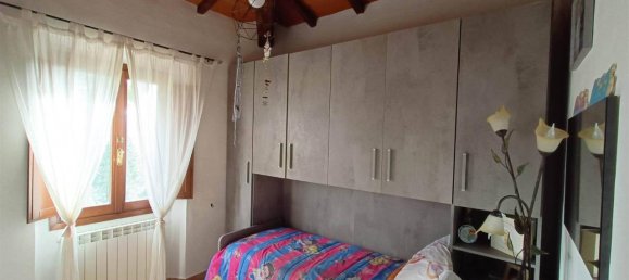 4 rooms House in Vicchio, Italy No. 33808 35