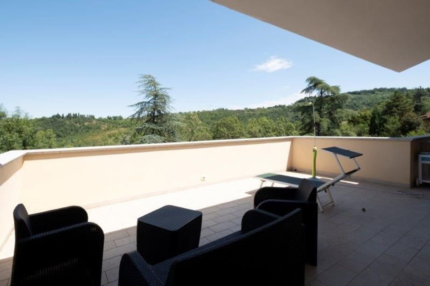 32-Zimmer Villa in Pianoro, Italy, Nr. 289366