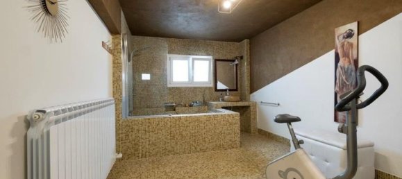32-Zimmer Villa in Pianoro, Italy, Nr. 289366 18