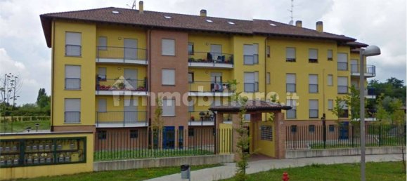 3 bedrooms Apartment in Oleggio, Italy No. 7502 2